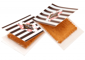 Biscuit in Folded Card